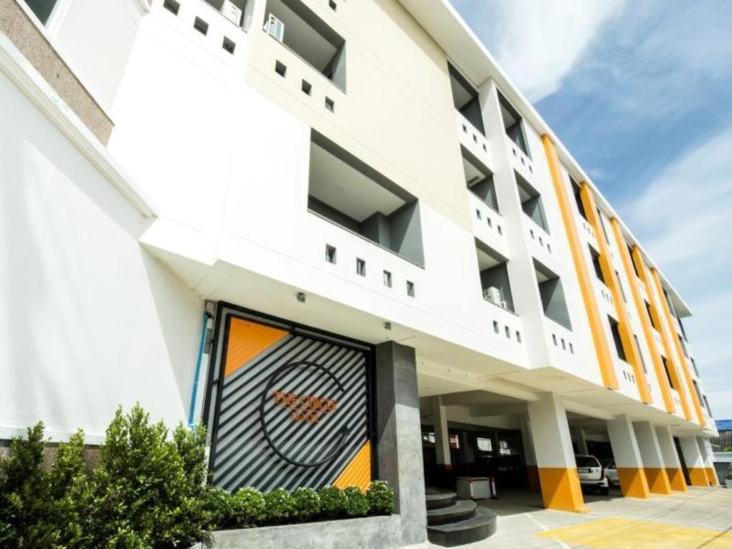 The Circle Hotel Buri Ram Zewnętrze zdjęcie
