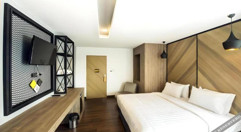 The Circle Hotel Buri Ram Zewnętrze zdjęcie